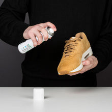 Indlæs billede til gallerivisning Premium Protector Spray - SNEAKERS ER - Lion Feet - Clean &amp; Protect
